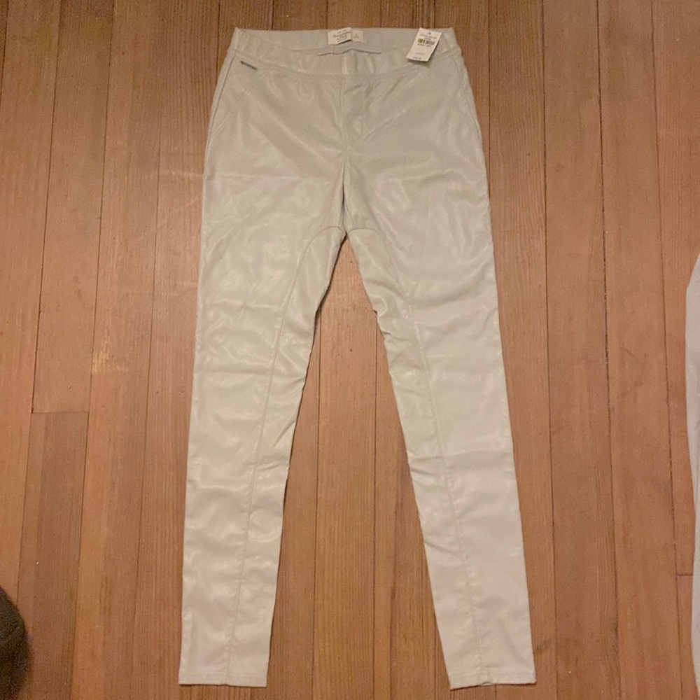 NWT low rise faux leather leggings